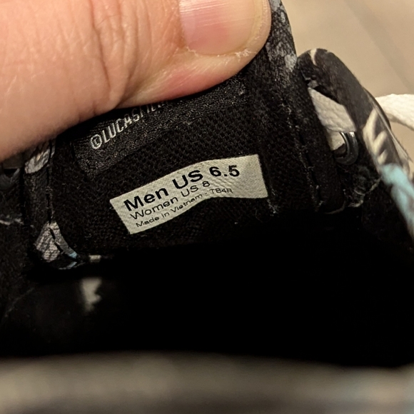 Star Wars VANS men's 6.5, women's 8 - Picture 12 of 12